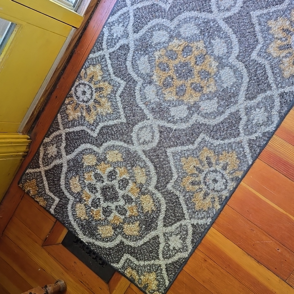 Rug- runner